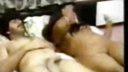 लोचदार उल्लू बीएफ सेक्सी फिल्म हिंदी में और कूल्हों के साथ mulatochka-ताइका (8 तस्वीरें)