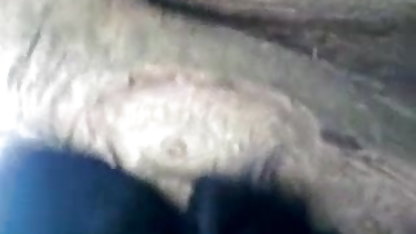 Busty सेक्सी वीडियो फिल्म भेज नग्न रेडियो प्रस्तुतकर्ता