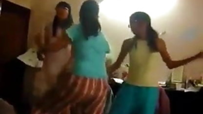 न्यूड सेक्सी लड़कियां में नंगी फिल्म दिखाओ सेक्सी यूनिफॉर्म