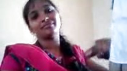 Busty सौंदर्य के साथ एक सुंदर सेक्सी फिल्म हिंदी में दिखाएं मूर्ति (कामुक)