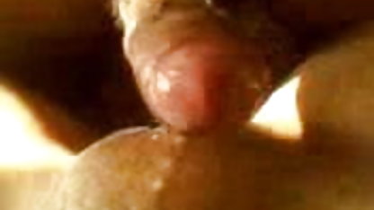 लचीला फिल्मी हीरोइन की सेक्सी फिल्म Pochka सेक्सी लड़की प्रेमकाव्य