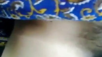 सेक्सी Davalochka चलता है हिंदी में बीएफ सेक्सी फिल्म के माध्यम से के जंगल नग्न