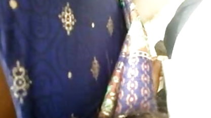 लड़कियों विभाजन में एक घास का मैदान सेक्सी सेक्सी फिल्म हिंदी में