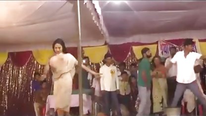 पर नग्न काले bf सेक्सी मूवी हिंदी और सफेद तस्वीर खड़ी खड़ी