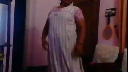 स्तन बड़ी सेक्स हिंदी मूवी बहन