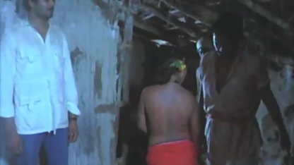 सुंदर लड़की हिंदी सेक्सी फिल्म चाहिए हिंदी सेक्सी फिल्म में तेल
