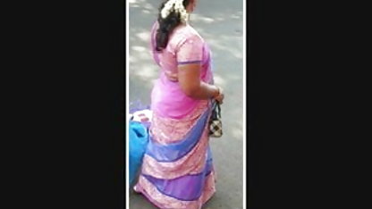 के लड़की बीएफ पिक्चर फिल्म सेक्सी teases उसके बहुत सुन्दर नितंबों