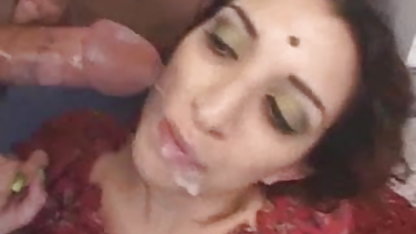लोचदार बट नग्न हिंदी कॉमेडी सेक्सी मूवी टुकड़ों प्रकृति में (प्रेमकाव्य की 15 तस्वीरें)