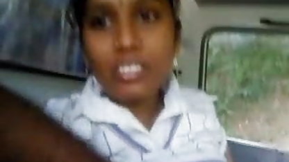 प्रेमिका के पिज्दा हिंदी सेक्सी फिल्म में हाथ
