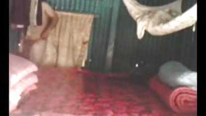 कामुक सुनहरे बालों वाली बड़े Dokami ब्लू ब्लू सेक्सी पिक्चर क्षेत्र में चलता है (प्रेमकाव्य के 15 तस्वीरें)