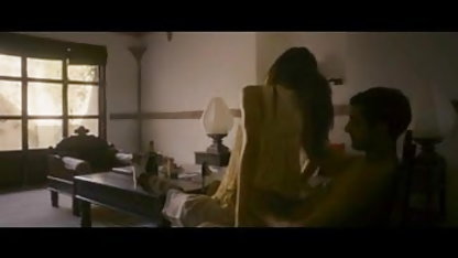 नग्न अमेरिकी हिंदी में सेक्सी पिक्चर हिंदी में सेक्सी पिक्चर आया करने के लिए अदालत (तस्वीरें)
